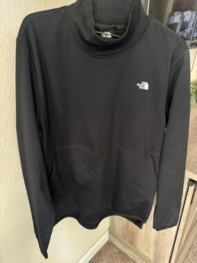 The North Face Black Women's Logo Sweatshirt